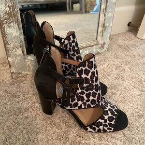 Animal Print Shop Otis Size 6